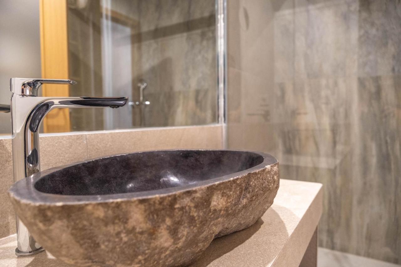 Aljarafe Suites By Qhotels Gelves Esterno foto