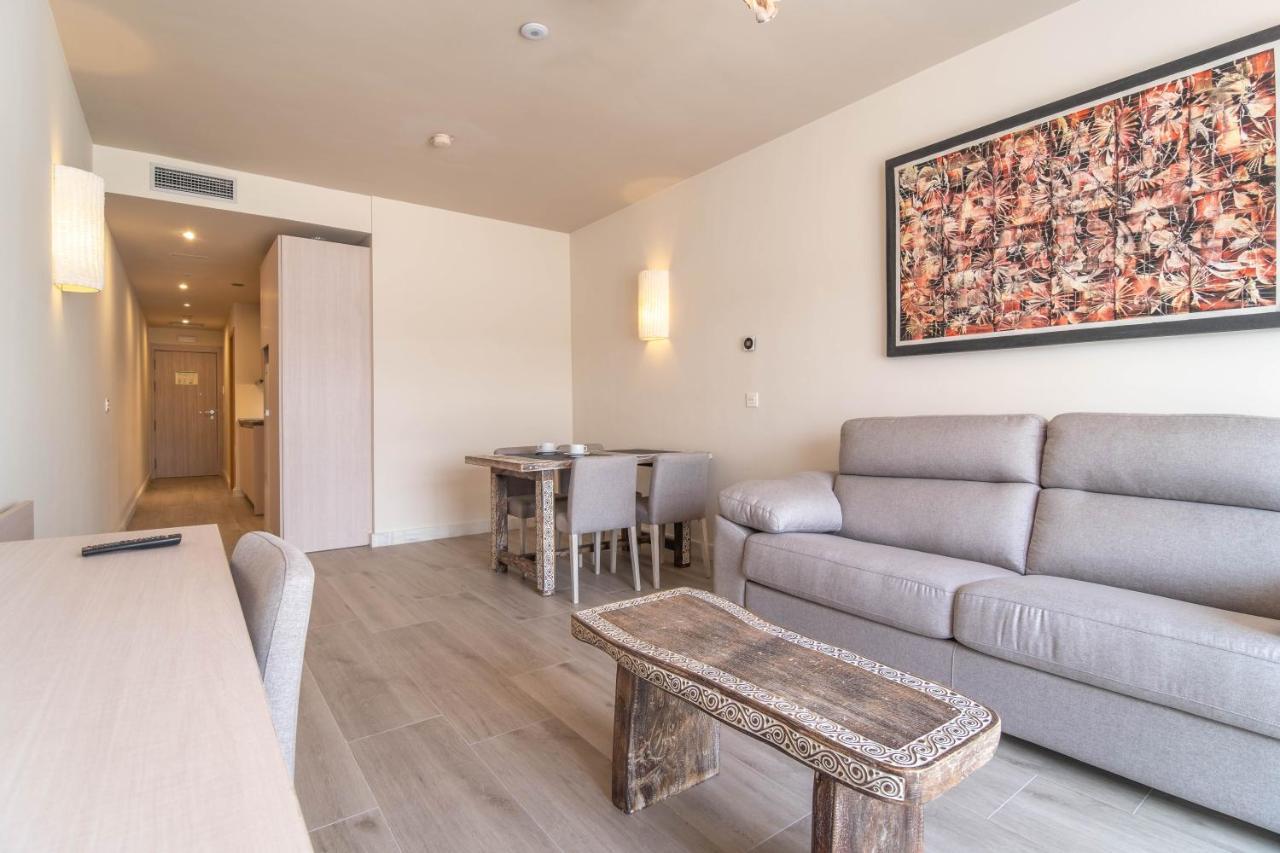 Aljarafe Suites By Qhotels Gelves Esterno foto